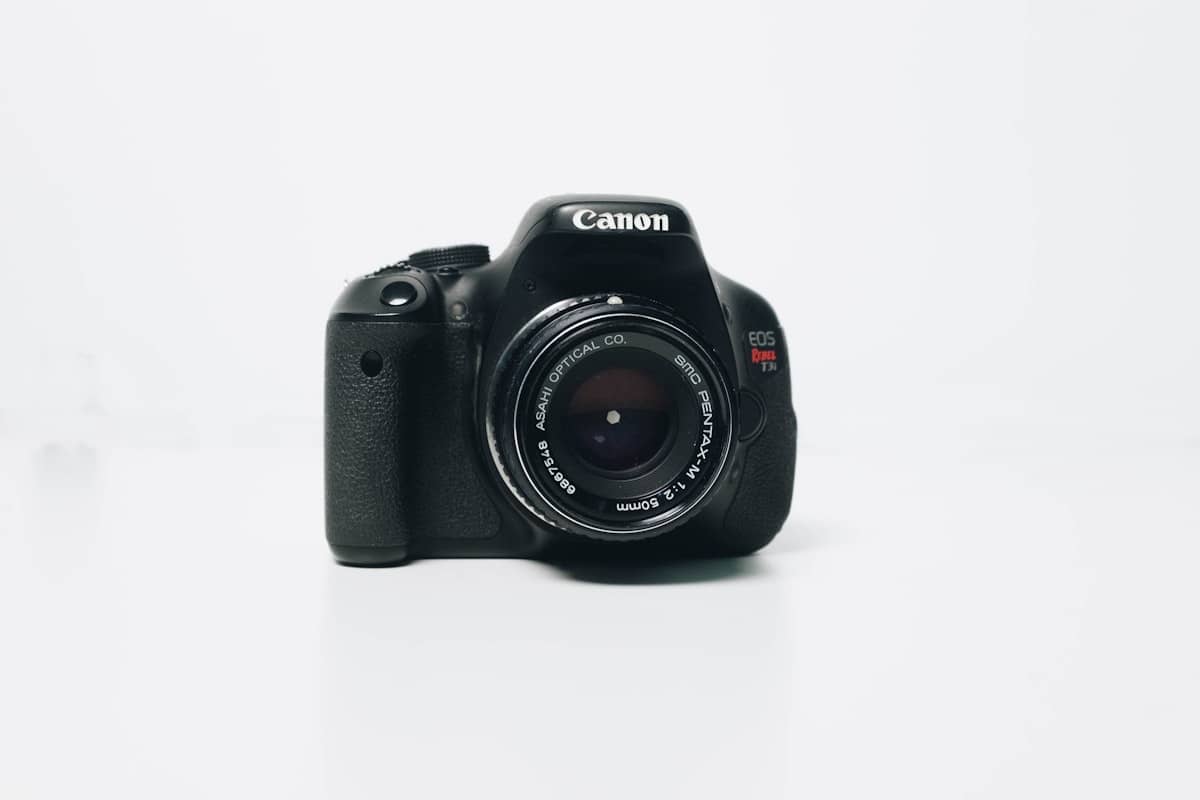camera_high_resolution_photos_canvas