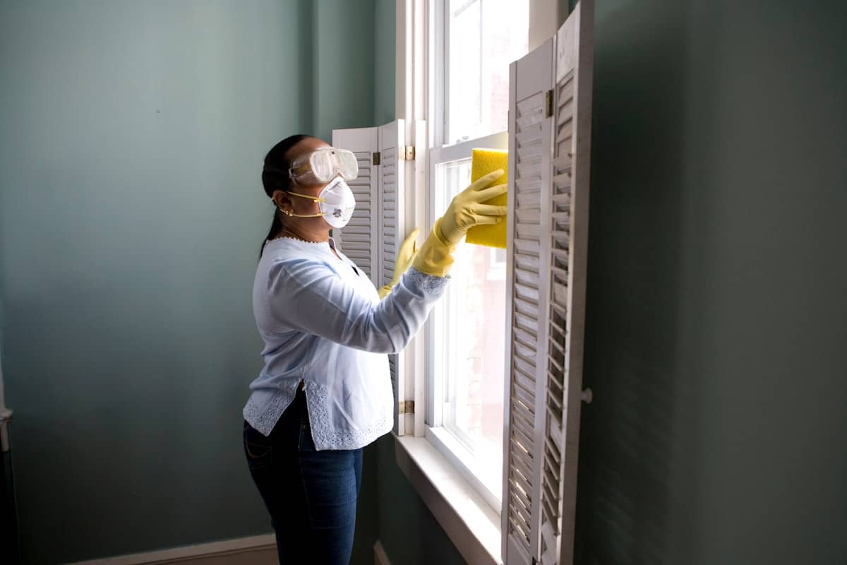 cleaning_canvas_print_care